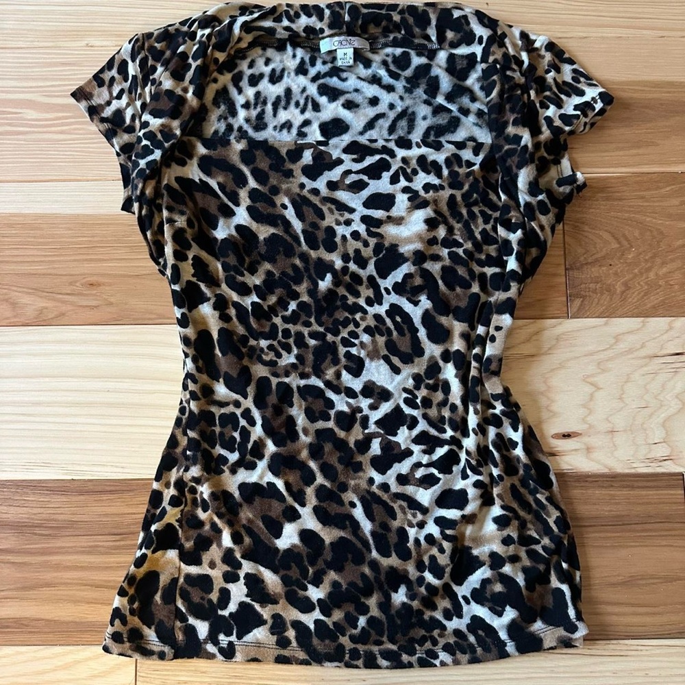 Vintage leopard print top with flattering neckline